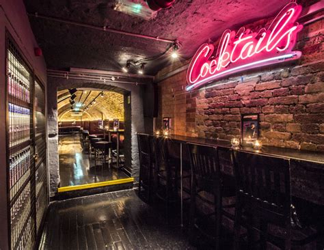 Covent garden is best known for its association with theatreland, and there must be more theatres in a square mile than in any other part of london. Adventure Bar Covent Garden | Book Online London Bar