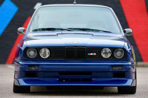 E30 Bmw M3 Has Something Very Special Under The Hood Carbuzz