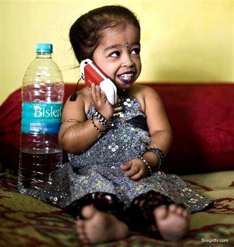 Meet The Worlds Shortest Woman 19 Year Old Jyoti Amge Is Under 25