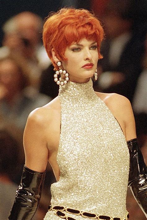 Linda Evangelista Rocking The Red Hair 90s Fashion Fashion Models