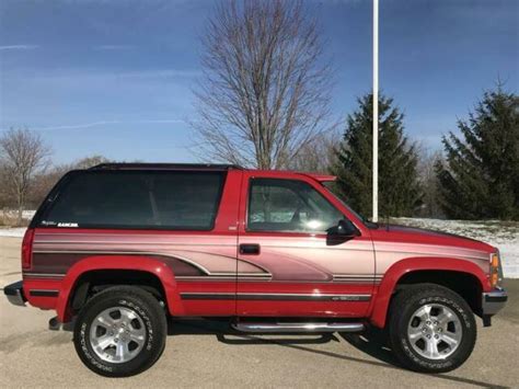 1993 Chevrolet K5 Blazer 57l Automatic See 100 Pics To View This Time