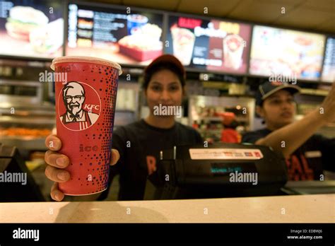 Kfc Restaurant Hi Res Stock Photography And Images Alamy
