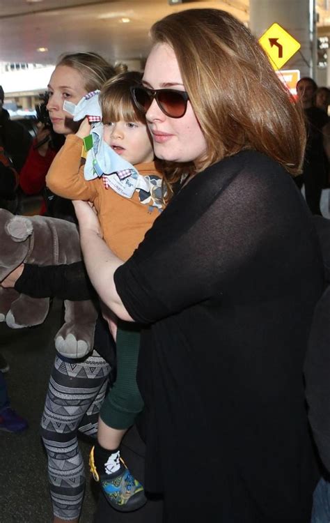 Adele Blasts Those Who Put Pressure On Women To Breastfeed