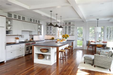 18 Fantastic Coastal Kitchen Designs For Your Beach House