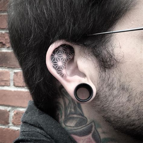 Ear Lobe Tattoo Inner Ear Tattoo Piercing Tattoo Tiger Tattoo Sleeve