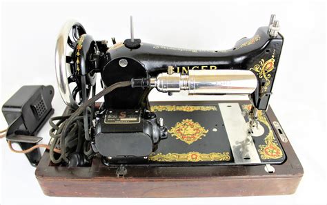 Antique Sewing Machine 1924 Singer 128 13 Portable Sewing Machine