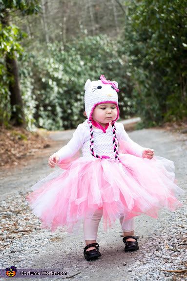 Hello Kitty Baby Costume - Photo 3/3