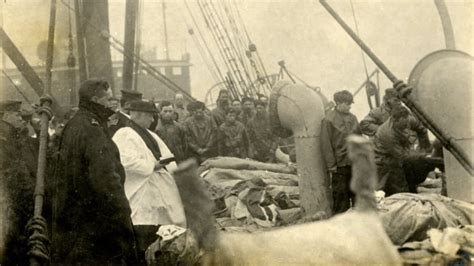 Titanic Photo Shows Rare Glimpse Of Burial At Sea Cbc News