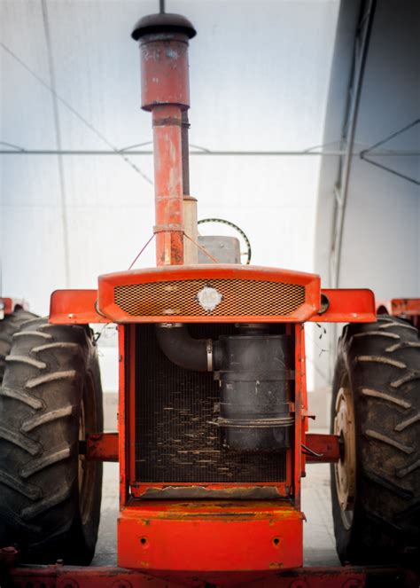 1965 Allis Chalmers D21 Series 2 Diesel At Ontario Tractor Auction 2017