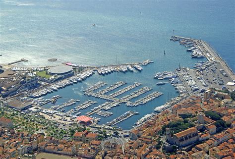 Port De Cannes Marina In Cannes Provence Alpes Cote Dazur France