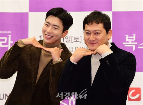 모범생 스타일의 이상주의자로 친서민적으로 국민과 소통하며 사랑과 신임을 받아온 대한민국의 제 3대왕. 윤소이-유선-정만식 '복수해라' 비주얼 배우