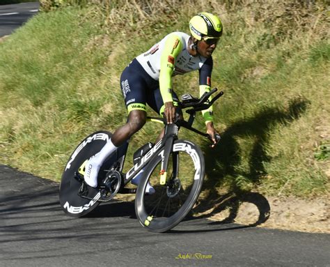 Biniam Girmay 22 Ans 1 étape Du Tour Ditalie 2022 1e De Gand
