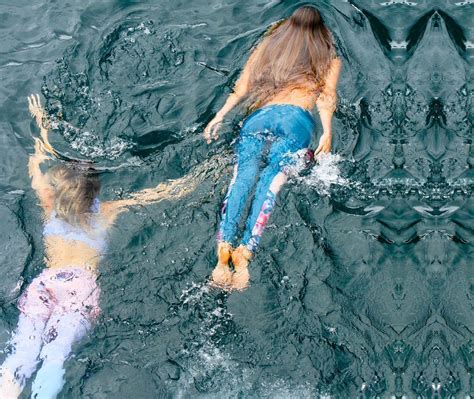 Wallpaper Bruna Schmitz Roxy Model Photography Women Outdoors Back Blonde Wet Body