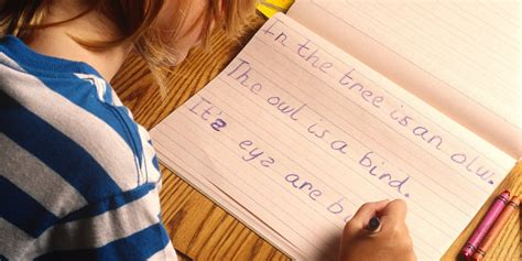 Ada pepatah mengatakan belajar waktu kecil bagai menulis diatas. Info Penting! 20 Perkara Tentang Kanak-Kanak Disleksia ...