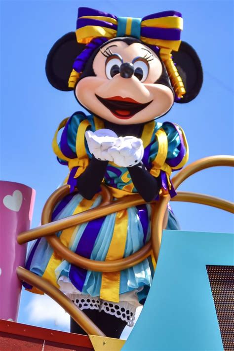 Pin By ずー On Minnie Mouse Disney World Characters Disney Animal
