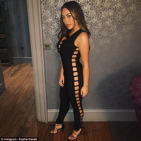 Newly Slim Sophie Kasaei Sizzles In Lingerie Selfie Daily Mail Online
