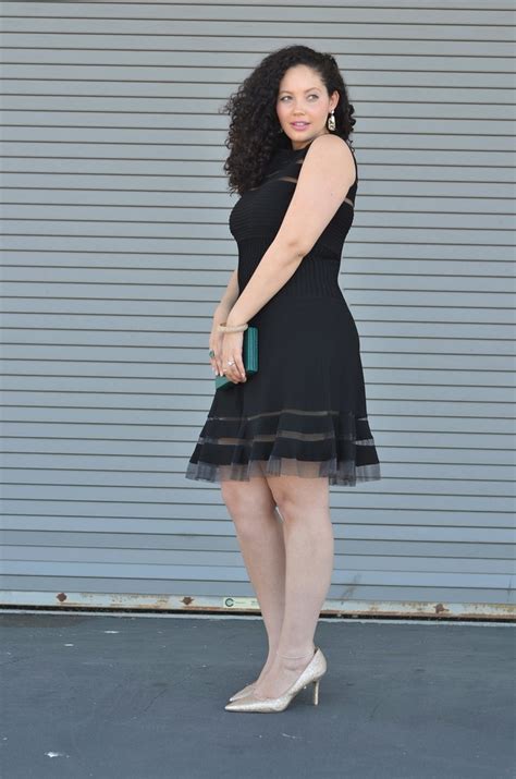 girl with curves tumblr — little black dress