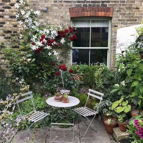 46 Stunning Cottage Garden Ideas For Front Yard Inspiration