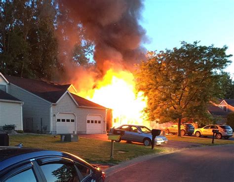 Fire Engulfs And Destroys Townhouse In Clay Video