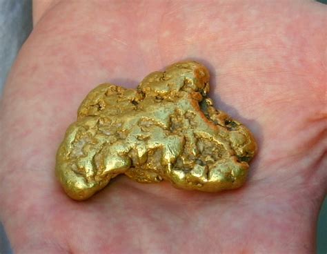 Gold Formed As Natural Crystals Gold Nuggets And Gold Quartz Specimens