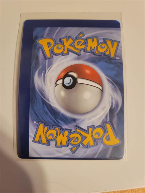 Wondering if these are worth grading? The bottom border on the