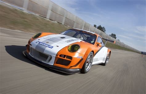 Porsche 911 Gt3 R Hybrid 20 To Test At Nurburgring Autoevolution