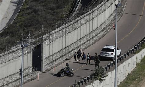 A Look At Status Of Trumps Us Mexico Border Wall