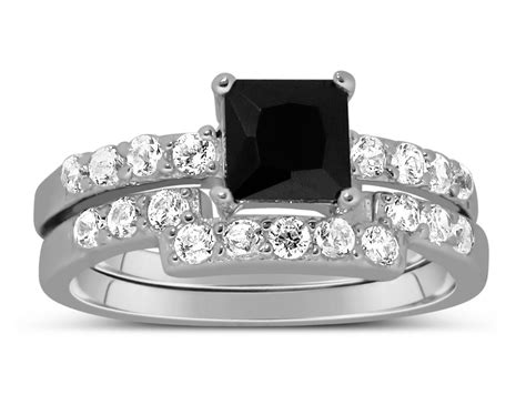 Luxurious 150 Carat Princess Cut Black And White Diamond Wedding Ring