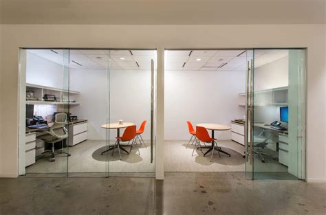 Glassdoor is an american website where current and former employees anonymously review companies. Frameless Glass Sliding Doors for a Modern and Vibrant Feel