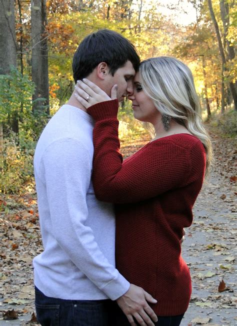 fall couple photography | Cute couples photos, Couples photography fall ...
