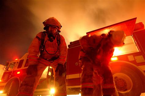 Die 49 Besten Feuerwehr Hintergrundbilder Fürs Handy