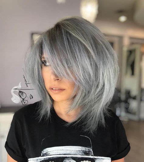 Mix retro and modern with the hottest new hair trend: 80 Sensational Medium Length Haircuts for Thick Hair in 2019