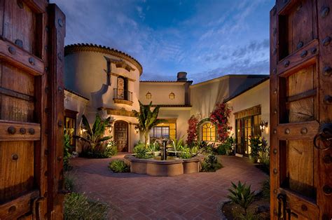 They create a seamless entry from the surrounding landscape to the home itself. Amazing Courtyards: 19 Landscaping Design Ideas - Style ...