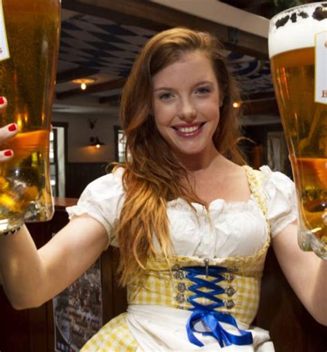 Girls In Oktoberfest Costumes Are Easy To Fall In Love With 41 Pics