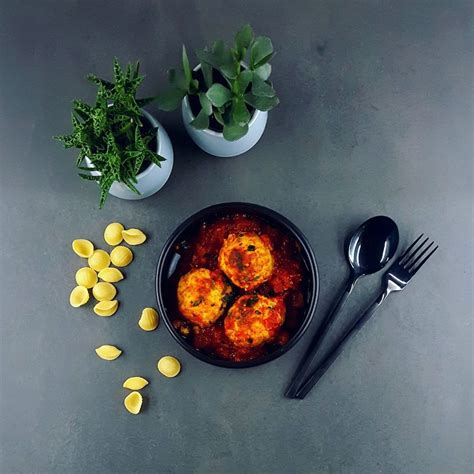 5 à 6 boulettes bœuf&mouton, 1 petite boîte de légumes pour boulettes de viande hachée au couscous bonjour tout le monde, cette recette de boulettes de viande hachée au. Boulettes de poulet - recette légère - la cerise sur le ...
