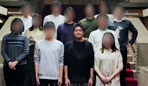 cheating cabinet photos were exposed and the japanese prime minister urgently taught his son