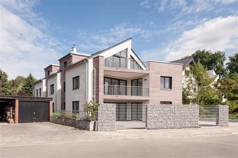 Nachdem immer wieder fragen nach bungalows in den kommentaren kommen, zeige ich euch diesmal fünf bungalows, die ganz unterschiedliche wohnkonzepte bedienen:. Best Ager Haus | Mehrfamilienhaus | Neubau | in_design ...