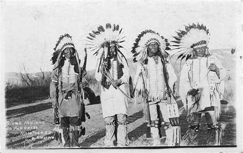 Sioux Native Americans Their History Culture And Traditions