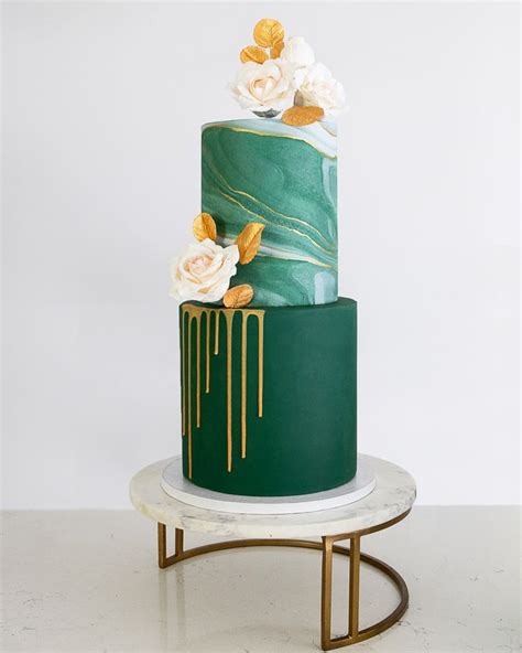Elegant Green And Gold Birthday Cake 59 Gorgeous Green Wedding Cakes To Make A Statement