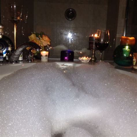 Bubble Baths With Wine And Candles Lovely Lifes Simple Pleasures