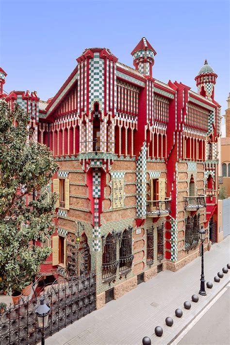 Vibrant Photos Let You Explore Antoni Gaud S Colorful Casa Vicens In