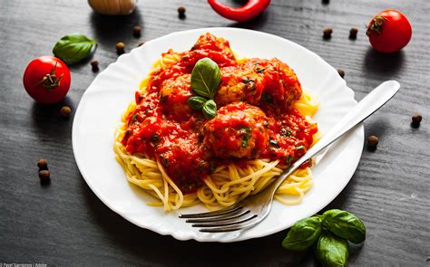 Spaghetti recipes from authentically italian to quick and easy dinners. Something For The Weekend - Nonna's Spaghetti Meatballs