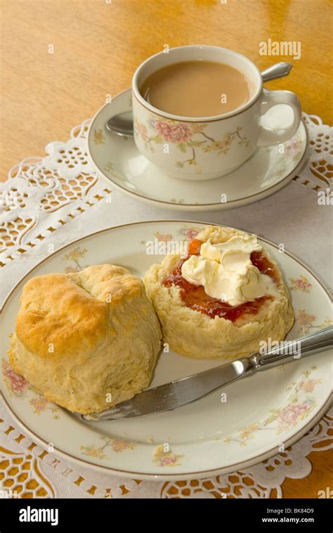 Devonshire Cream Tea Stock Photo Alamy