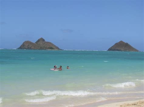 Oahu Lanikai Beach Lanikai Beach Hawaii Honeymoon Places To Go