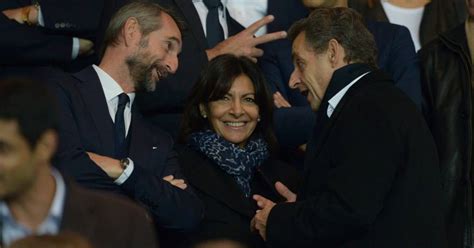 Nicolas Sarkozy Anne Hidalgo Et Jean Claude Blanc Au Parc Des Princes Lors Du Match Entre Le