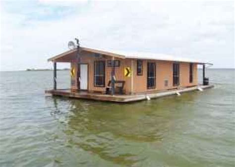 Maybe you would like to learn more about one of these? Floating Cabins Baffin Bay Fishing | Floating house, Cabin ...