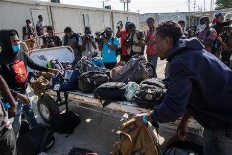 In Photos Us Launches Mass Expulsion Of Haitian Migrants From Texas World News News The
