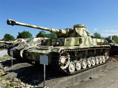 Panzer Iv H Seitenansicht Des Deutschen Kampfpanzers Gehörte Zu Den