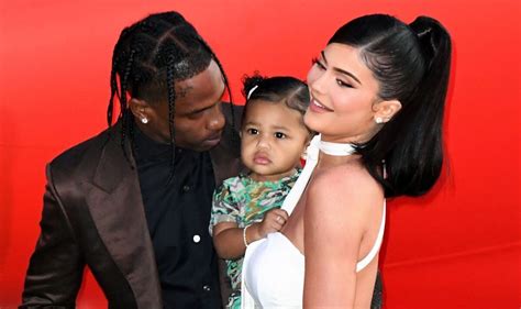 Kylie Jenners Daughter Stormi Makes ‘adorable Cameo On Travis Scotts