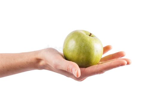 La Main Femelle Tient Une Pomme Verte Image Stock Image Du Dieting